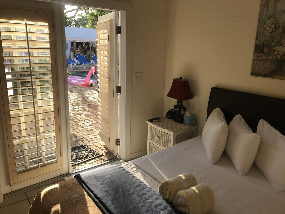 New Orleans House Gay Men Adult Resort - photo 42