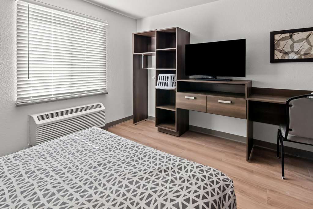 Woodspring Suites Waco South - photo 21