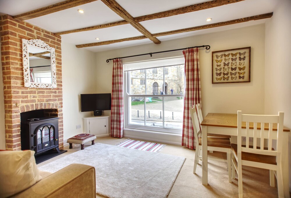 Abbey Nest — 4-Star Luxury Hotel in Battle, United Kingdom