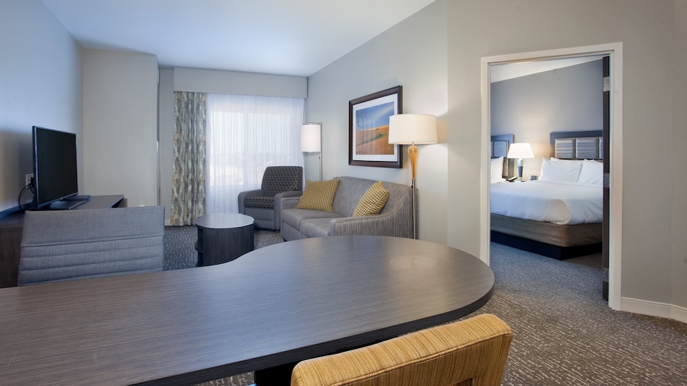 Candlewood Suites Kearney by IHG - photo 9