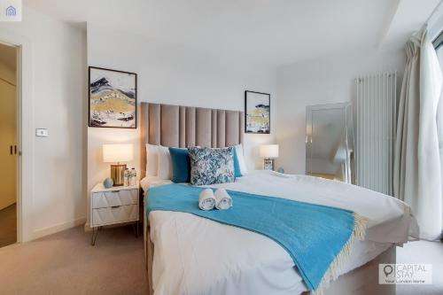 Luxury Three bed Apartment by London ExCeL — 4-Star Luxury Hotel in London, United Kingdom
