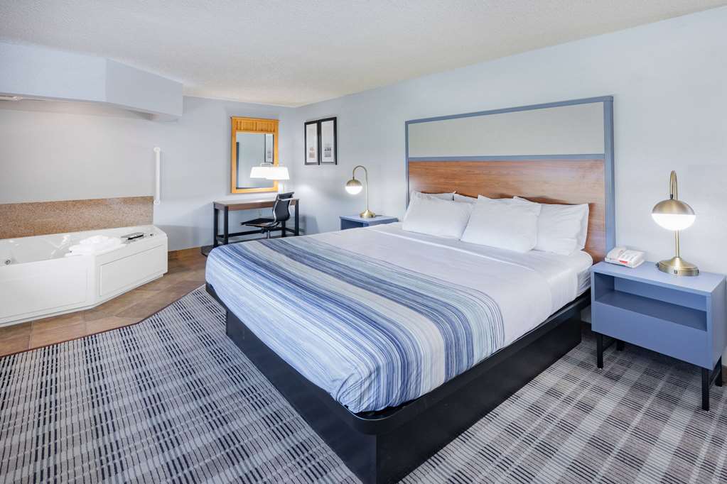 AmericInn by Wyndham Sayre - photo 37