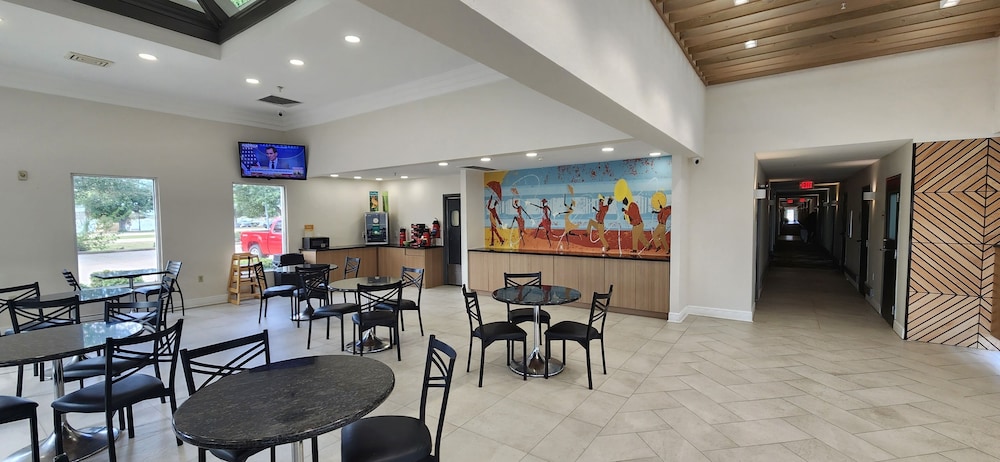 The Marco Hotel Lake Charles - photo 13