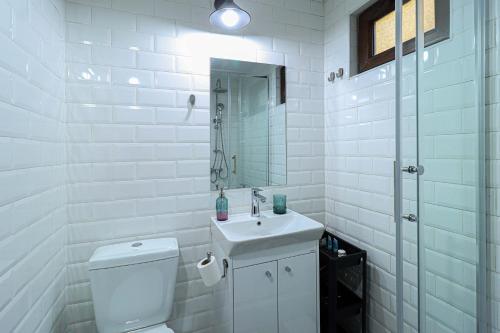 Cozy Vera Apt By Wehost