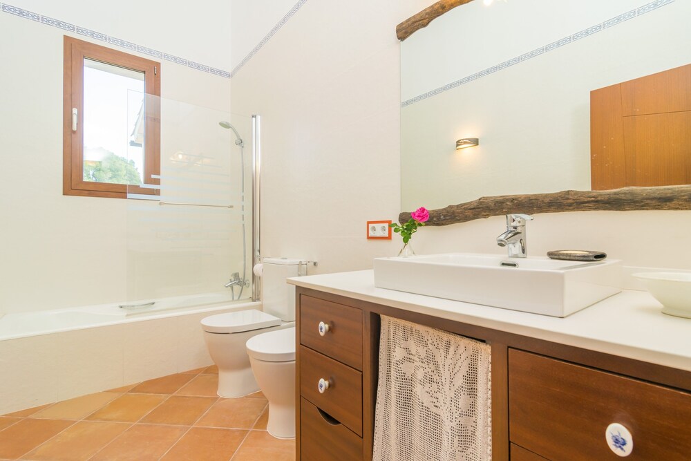 Villa Can Corme — 4-Star Luxury Hotel in Sa Pobla, Spain