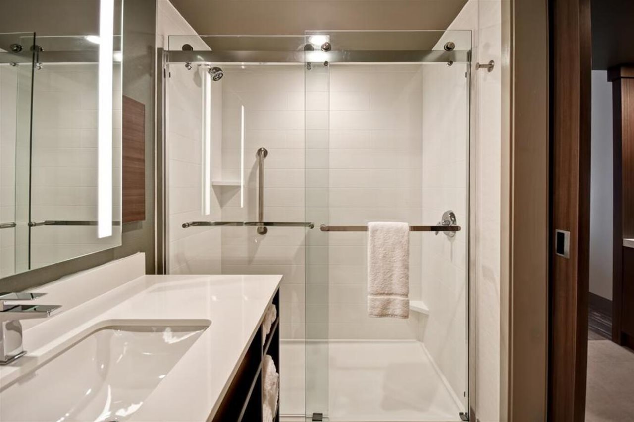 Hilton Garden Inn Lansing West - photo 9