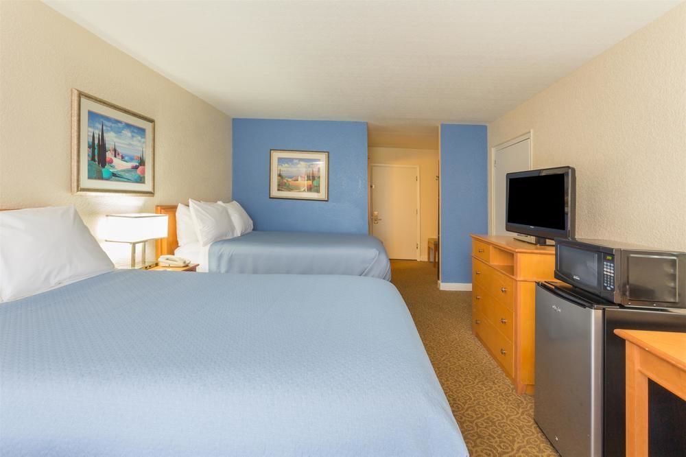 Red Roof Inn PLUS Neptune Beach Jacksonville Beach - photo 19