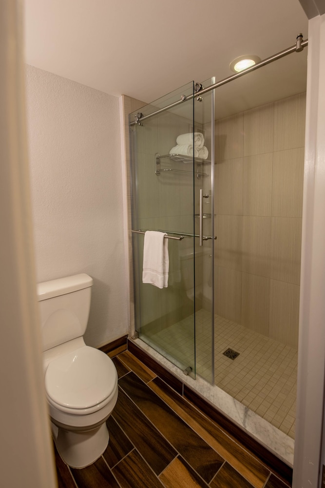 Holiday Inn Manahawkin Long Beach Island by IHG - photo 36