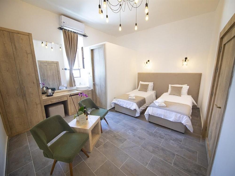 Avenue Hotel & Restaurant in Kyrenia, Cyprus