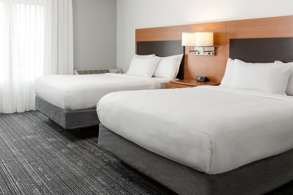 TownePlace Suites Erie - photo 8