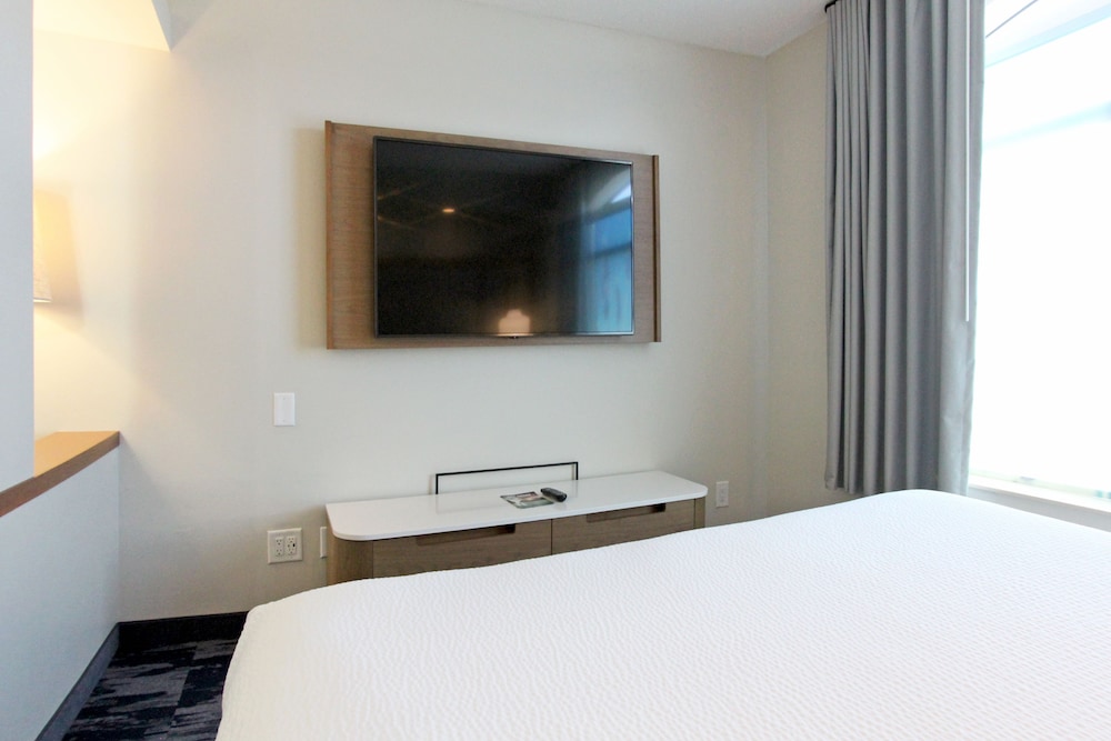 Fairfield by Marriott Inn & Suites Charleston Airport Convention Center - photo 8