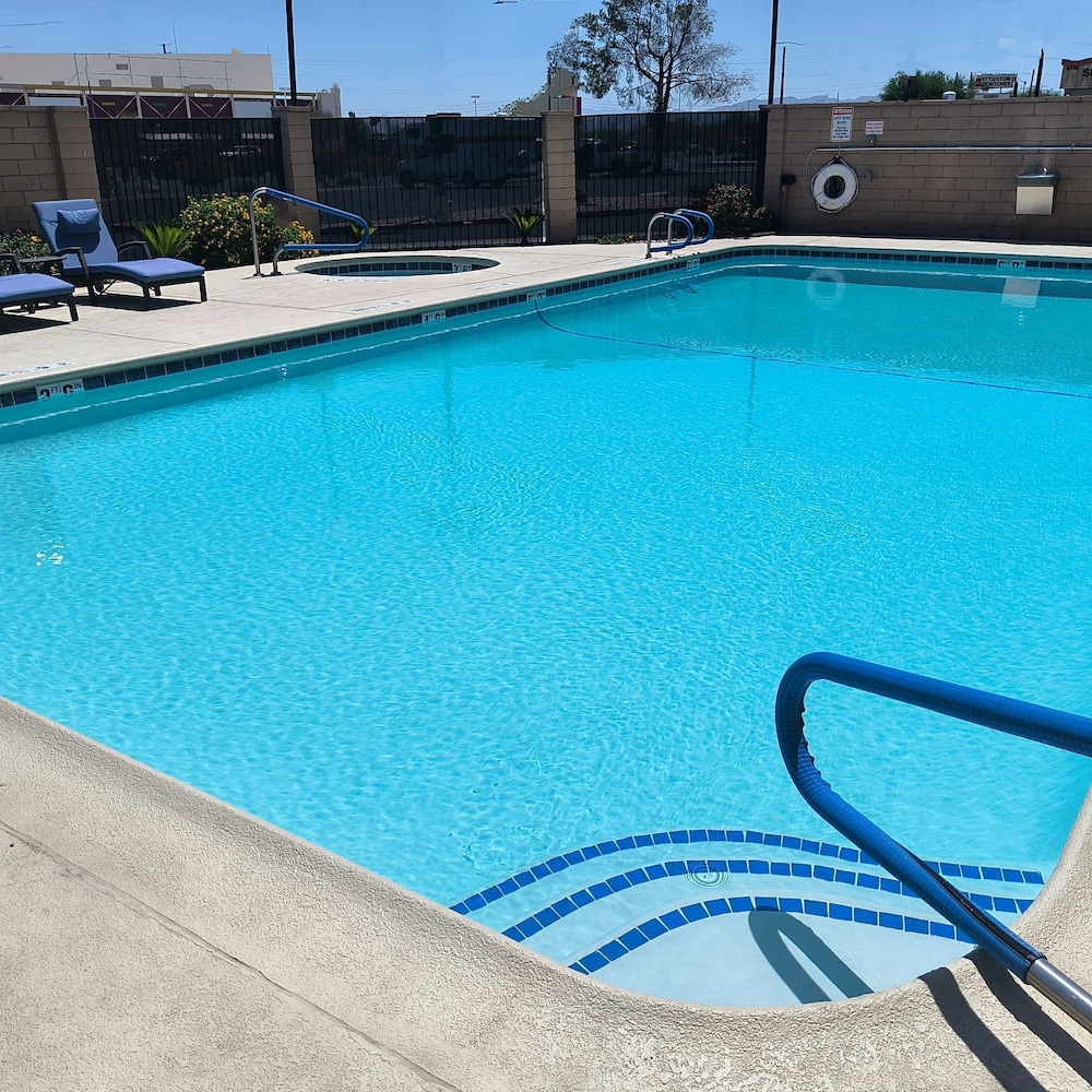 Longhorn Casino & Hotel - photo 23