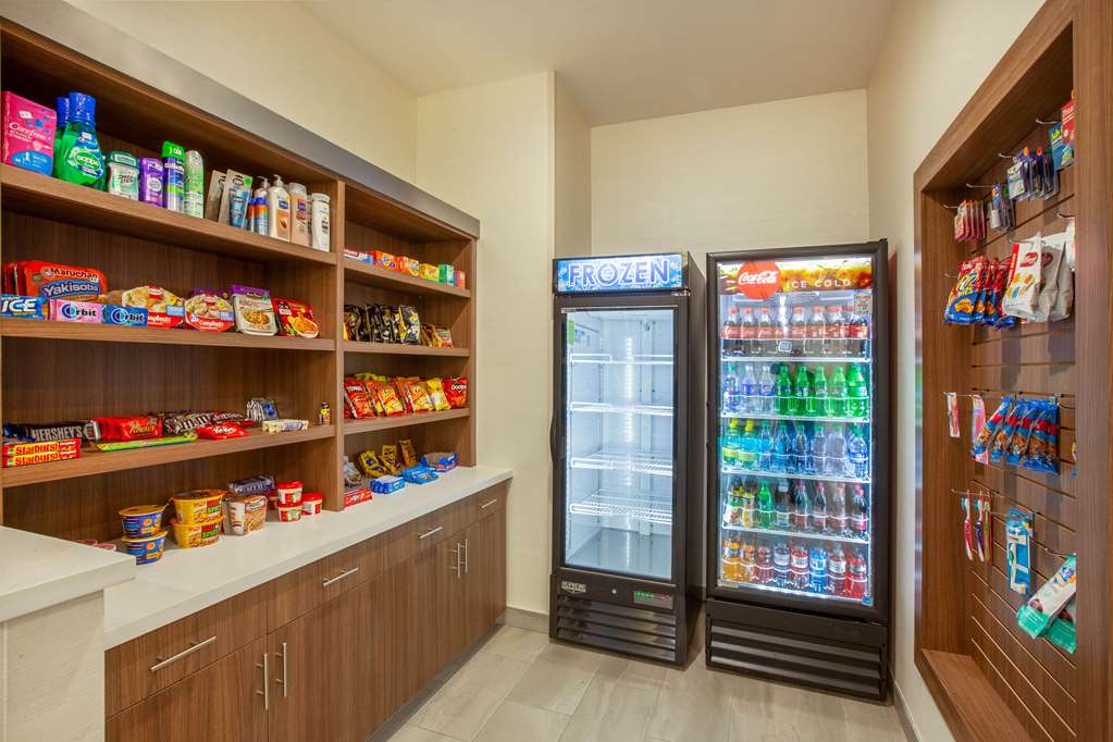 La Quinta Inn & Suites by Wyndham Dallas Duncanville - photo 37