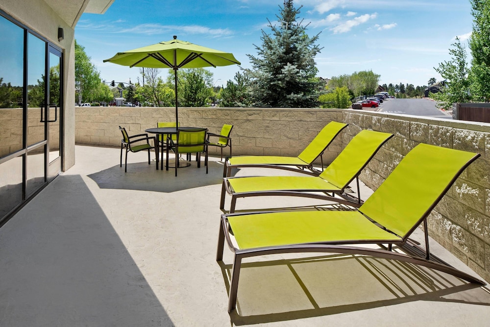 SpringHill Suites Flagstaff - photo 24