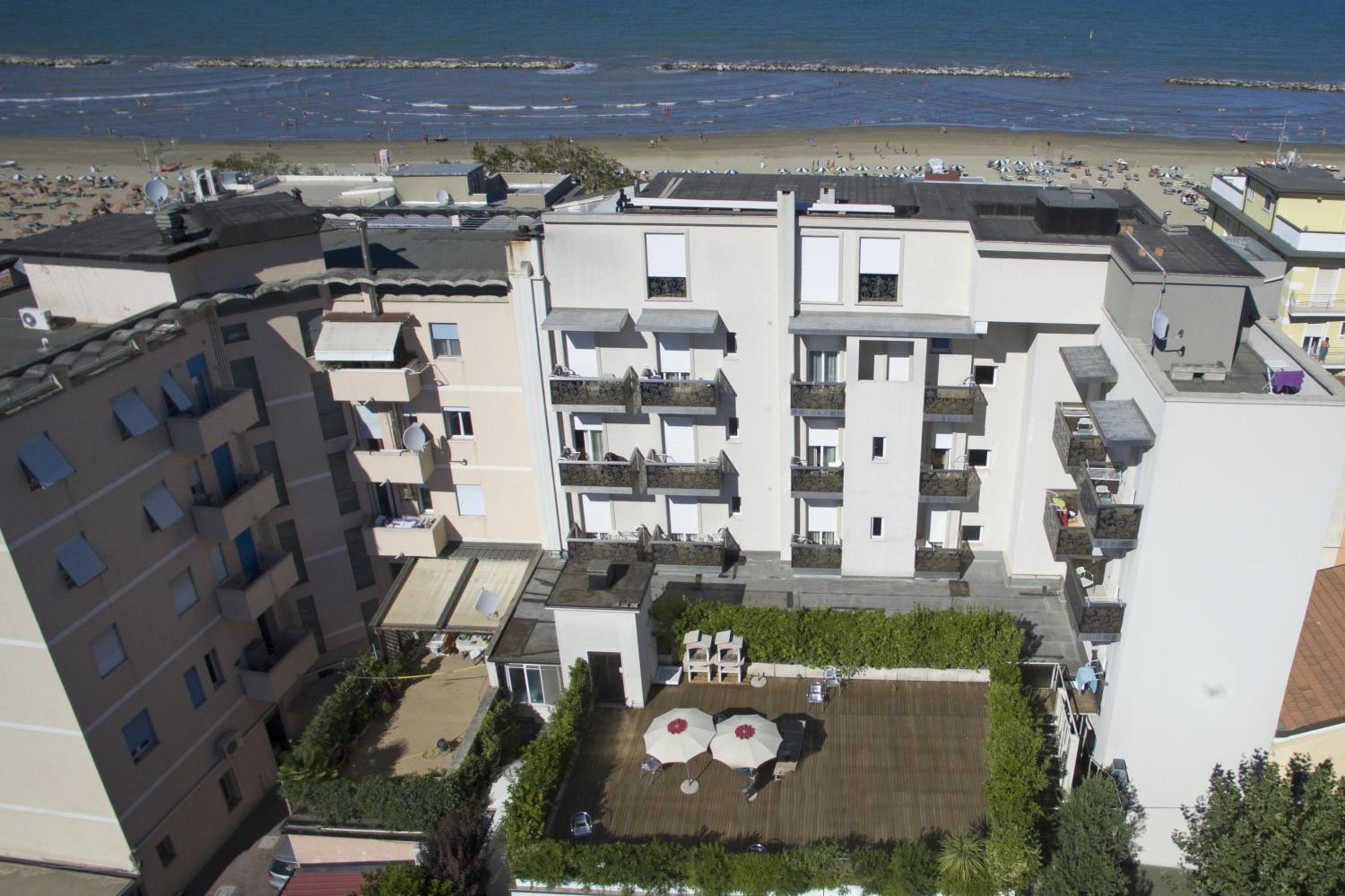 Hotel Byron - last minute hotel in Rimini