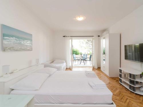 House Apartments Ariva Superior Studio Apartment with Balcony 3 Adults A3