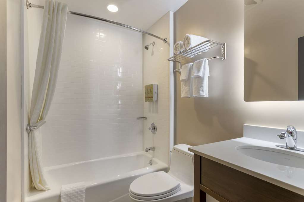 Best Western Brooklyn Coney Island Inn - photo 20