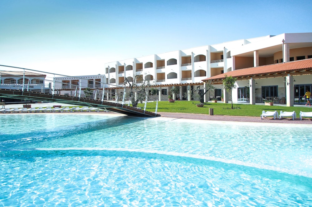 Danaide Resort — hotel in Scanzano Jonico