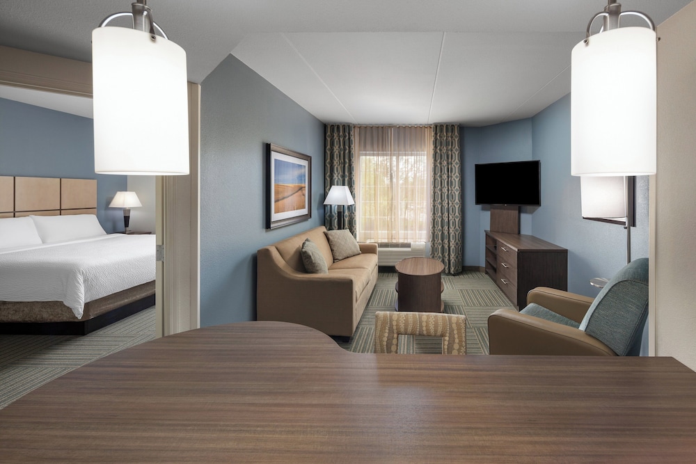 Candlewood Suites Omaha Airport by IHG - photo 19