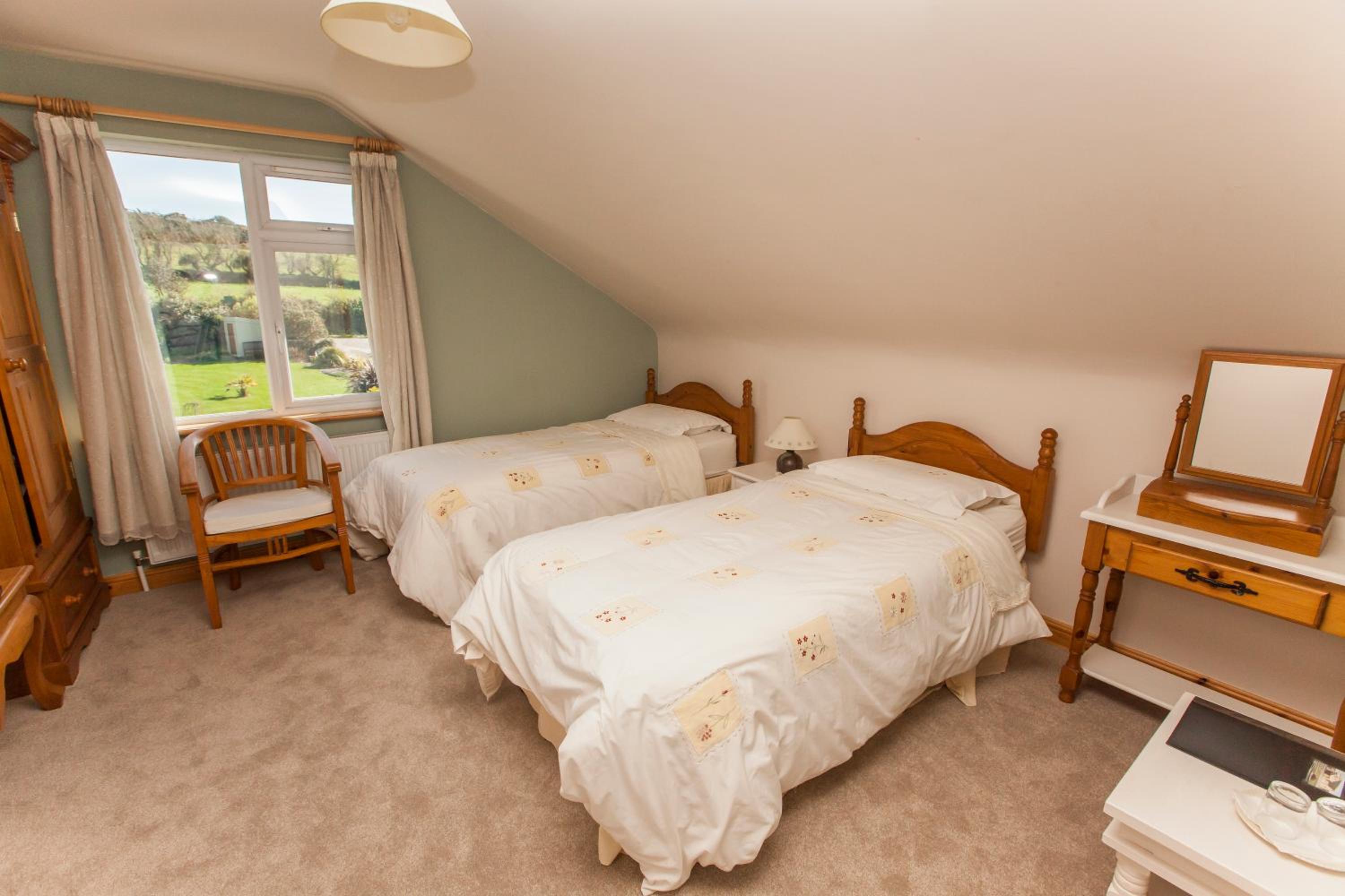 Sunville House — 4-Star Luxury Hotel in Cork, Republic of Ireland