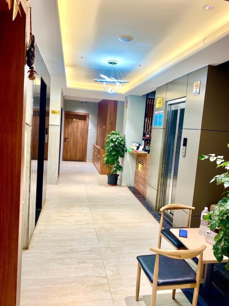 Rudanta Regency - carbon neutral hotel in Phaltan