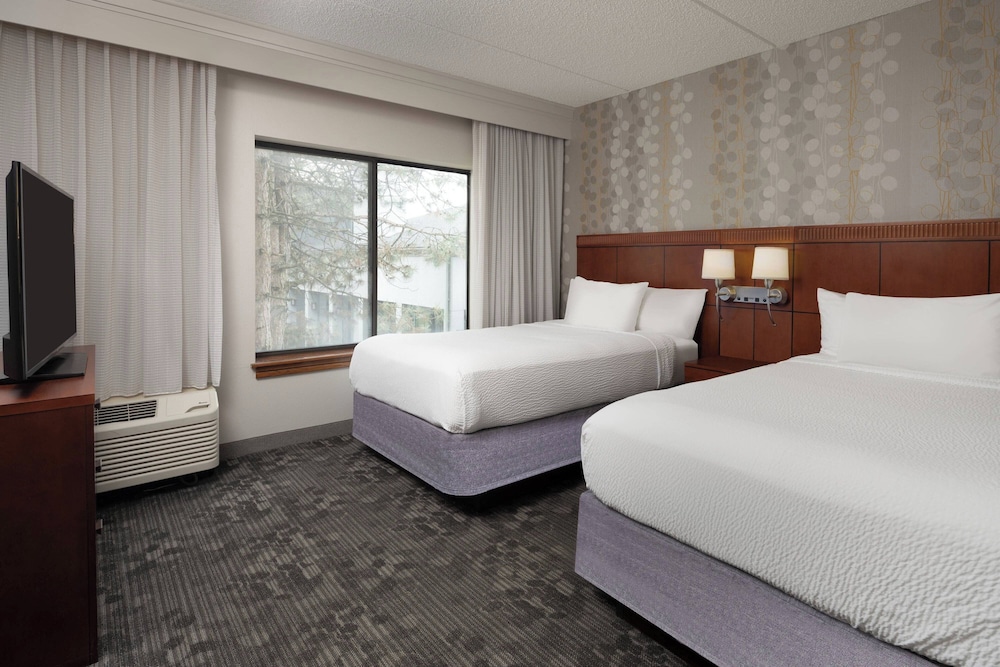 Courtyard by Marriott Chicago Wood Dale - photo 18