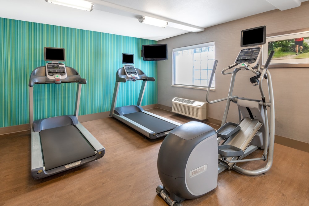 Holiday Inn Express & Suites Wheat Ridge Denver West - photo 35
