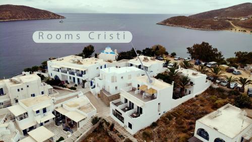 Cristi Rooms in Livadi, Greece