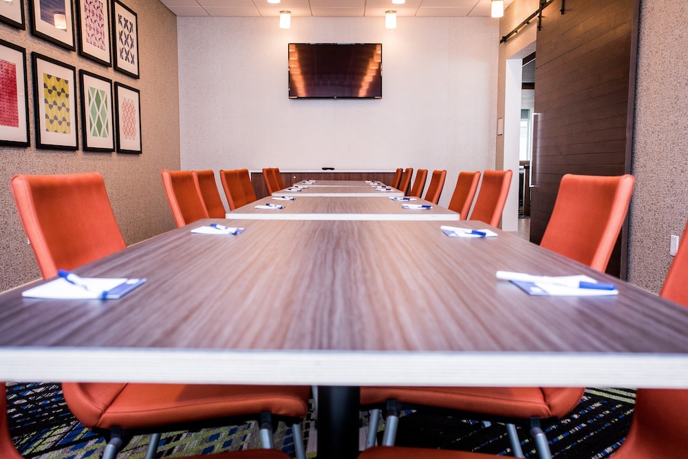 Holiday Inn Express & Suites Rehoboth Beach by IHG - photo 49