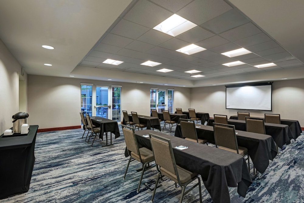 Homewood Suites by Hilton Fort Collins - photo 41