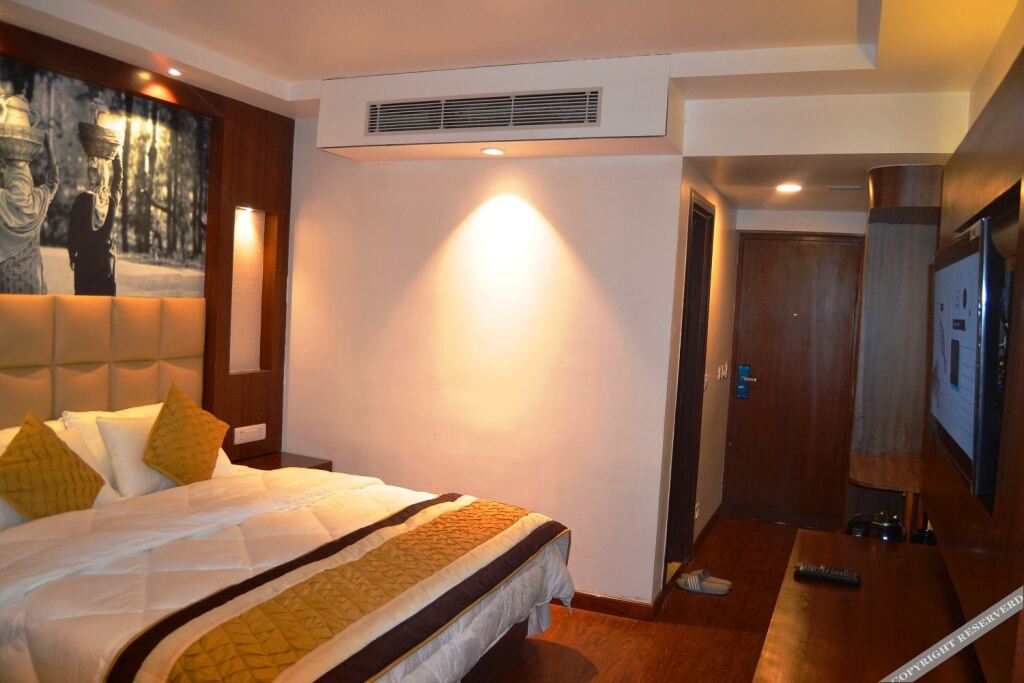 Hotel Royal Savoy Kashmir — Srinagar — photo 4