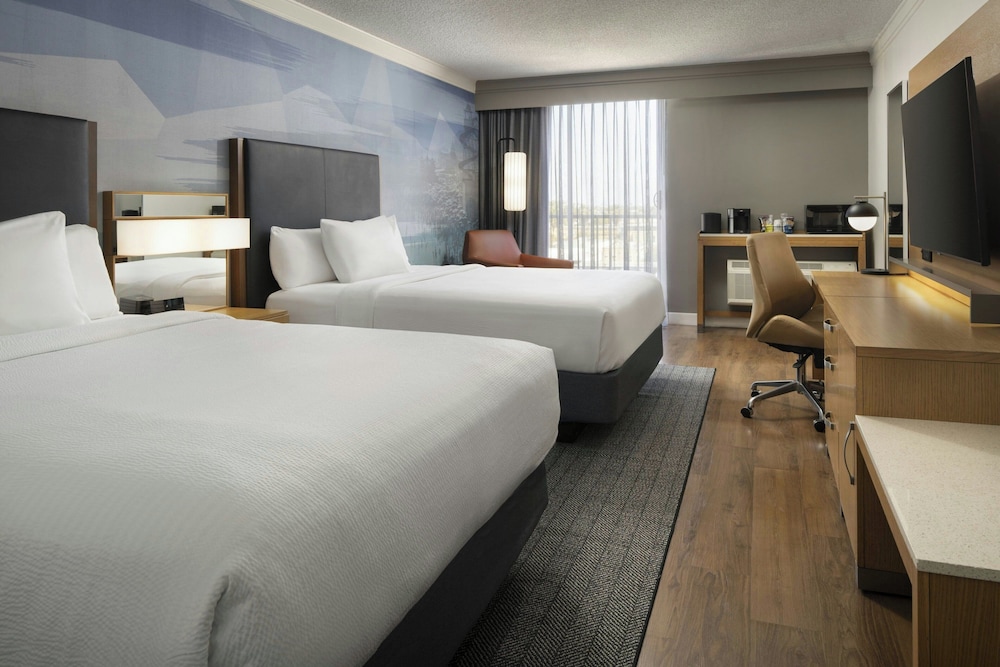 Courtyard by Marriott Long Beach Downtown - photo 14