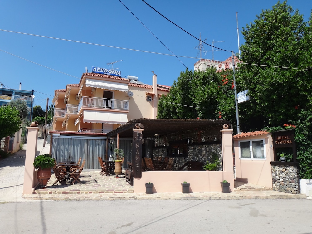 Despoina Hotel - carbon neutral hotel in Aidipsos