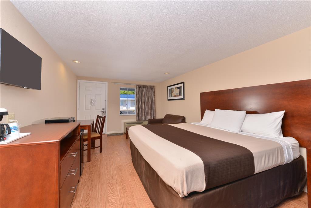 Americas Best Value Inn & Suites St. Clairsville Wheeling - photo 16