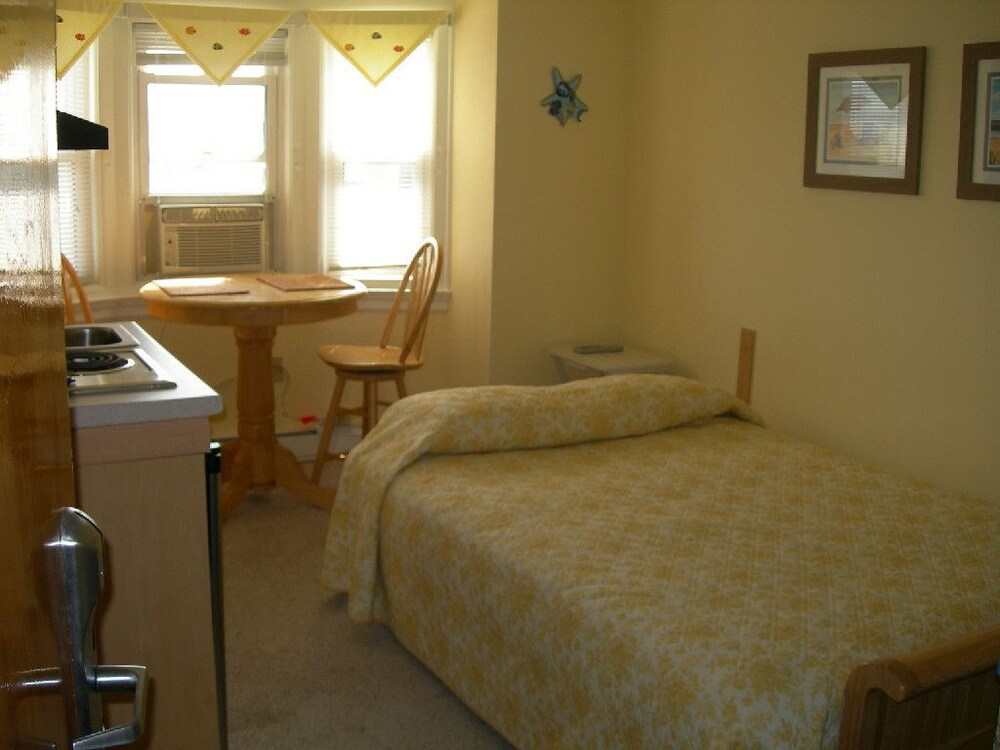 Homestead Beach Hotel - photo 7