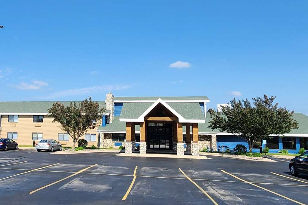 AmericInn by Wyndham Austin - photo 2