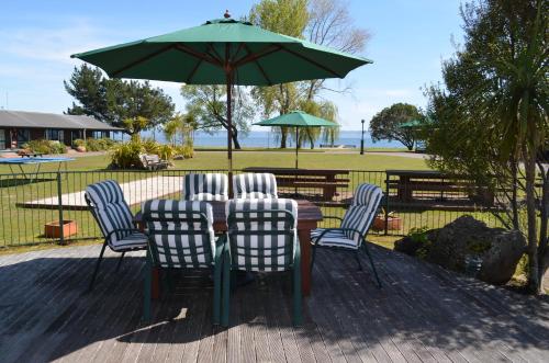 Cedarwood Lakeside Motel & Conference Venue in Rotorua, New Zealand