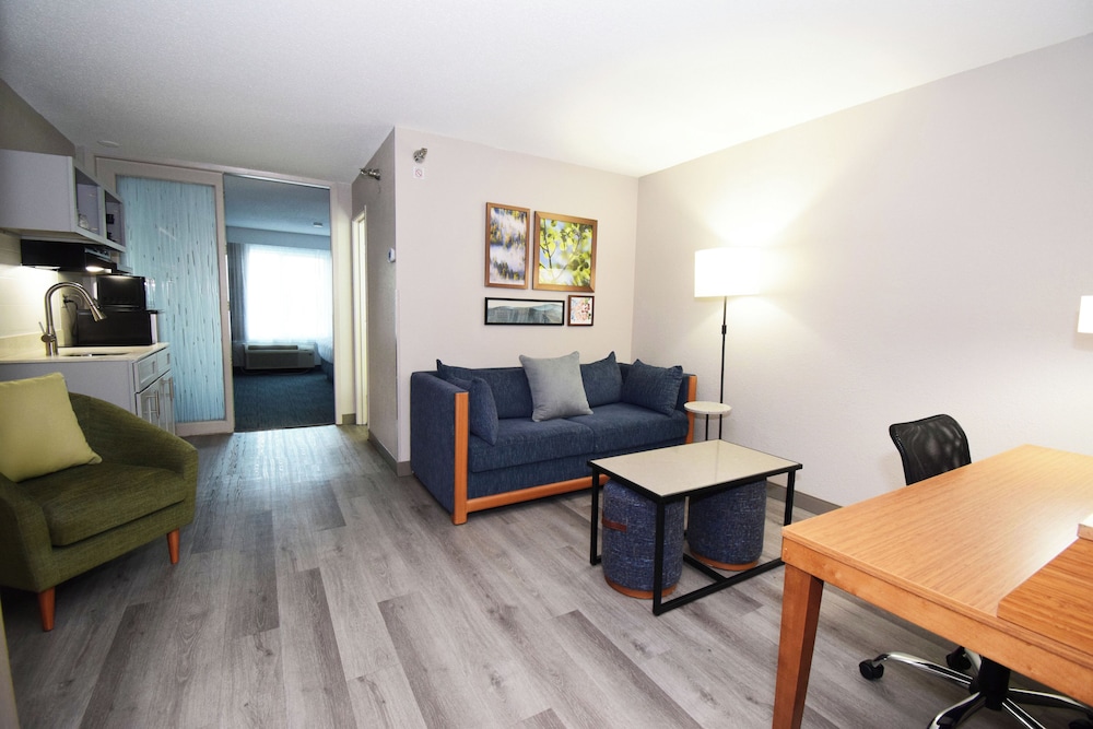 Country Inn & Suites by Radisson Coon Rapids MN - photo 7