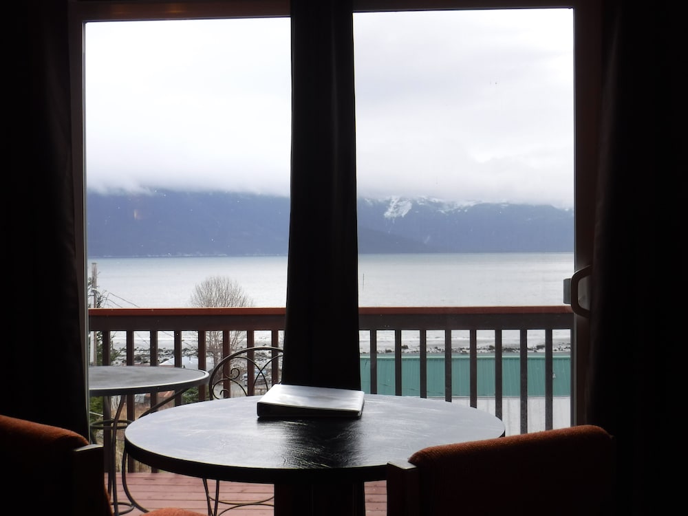 Captain's Choice Motel - photo 51