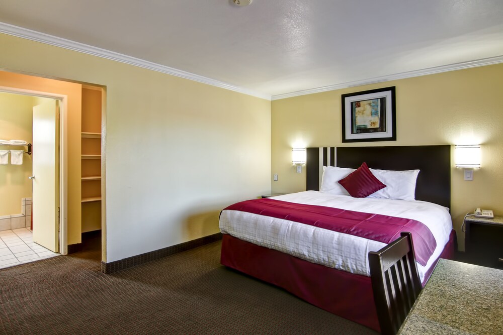 Pacific Inn of Redwood City - photo 9