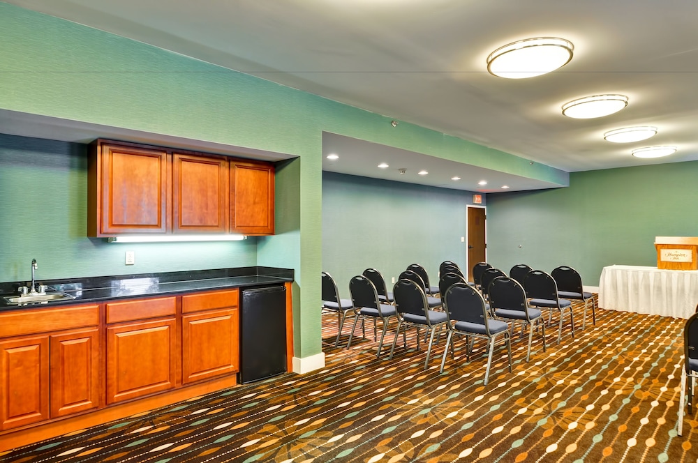 Hampton Inn by Hilton New Bedford Fairhaven - photo 50