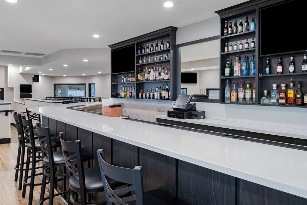 Howard Johnson by Wyndham Lima - photo 32