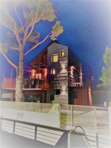 Villa Cisa — 4-Star Luxury Hotel in Lignano Sabbiadoro, Italy