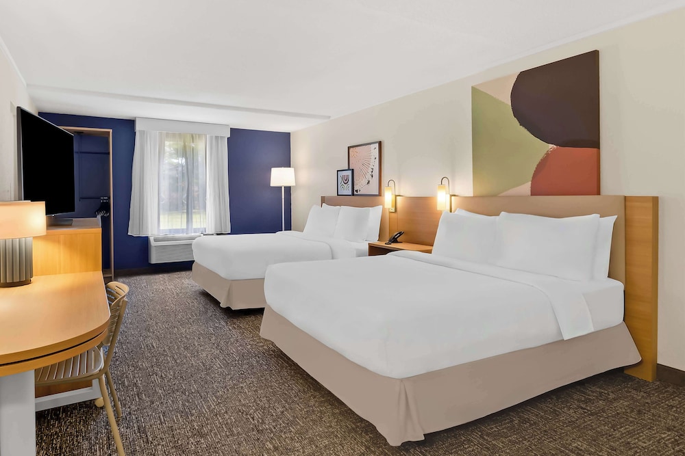 Spark by Hilton Daleville Roanoke North - photo 17