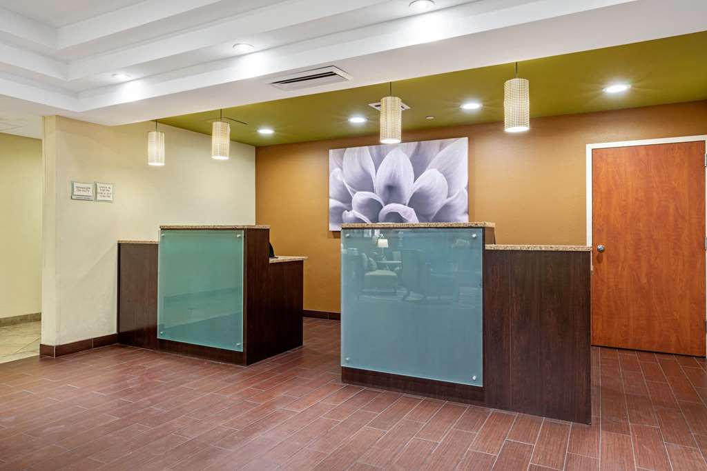 La Quinta Inn & Suites by Wyndham Boise Towne Square - photo 11