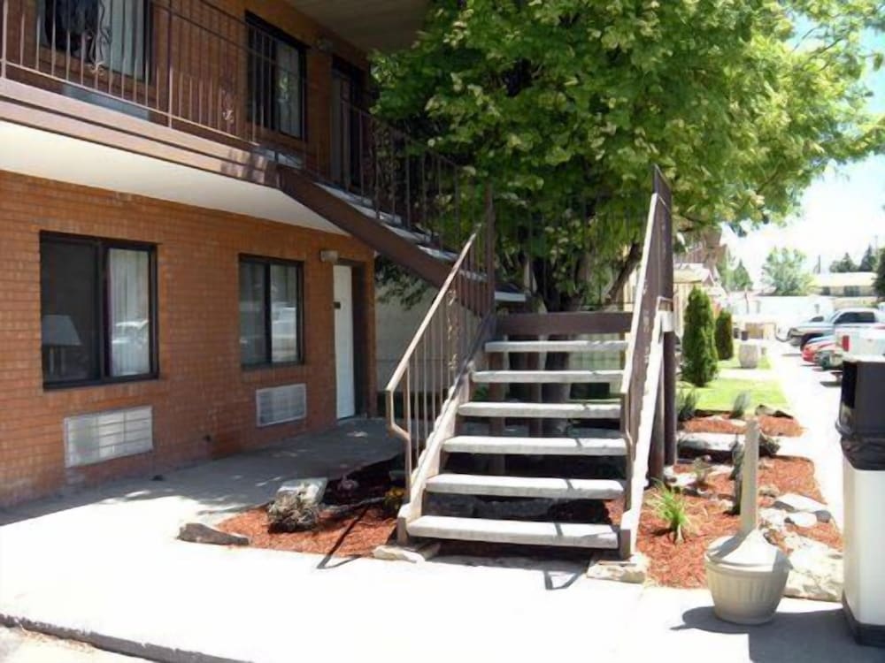 Motel West - photo 53