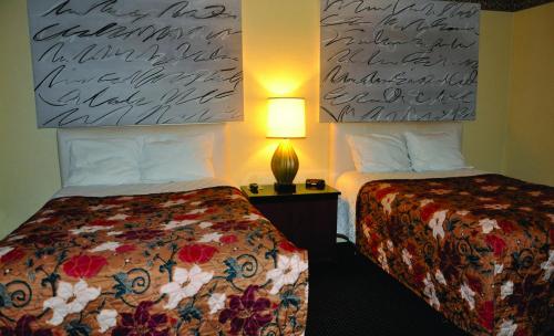 Travelers Inn Manteca - photo 9