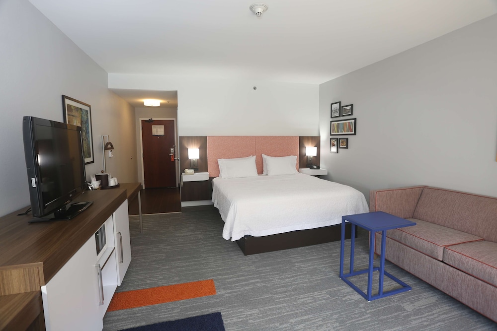 Hampton Inn Owego - photo 16