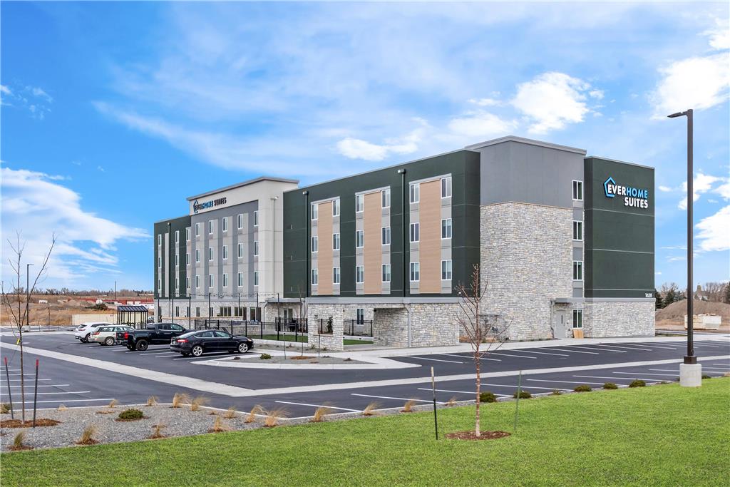 Everhome Suites Cheyenne - photo 4