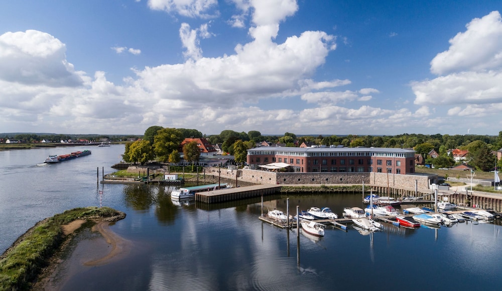 Zollenspieker Fährhaus in Hamburg, Germany